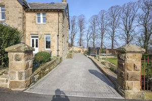 Photo 32- click for photo gallery